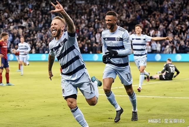 曼联保持不 曼联保持不