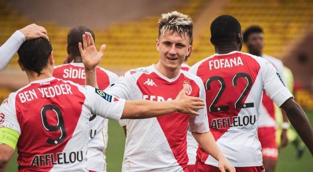 员得分上双 员得分上双