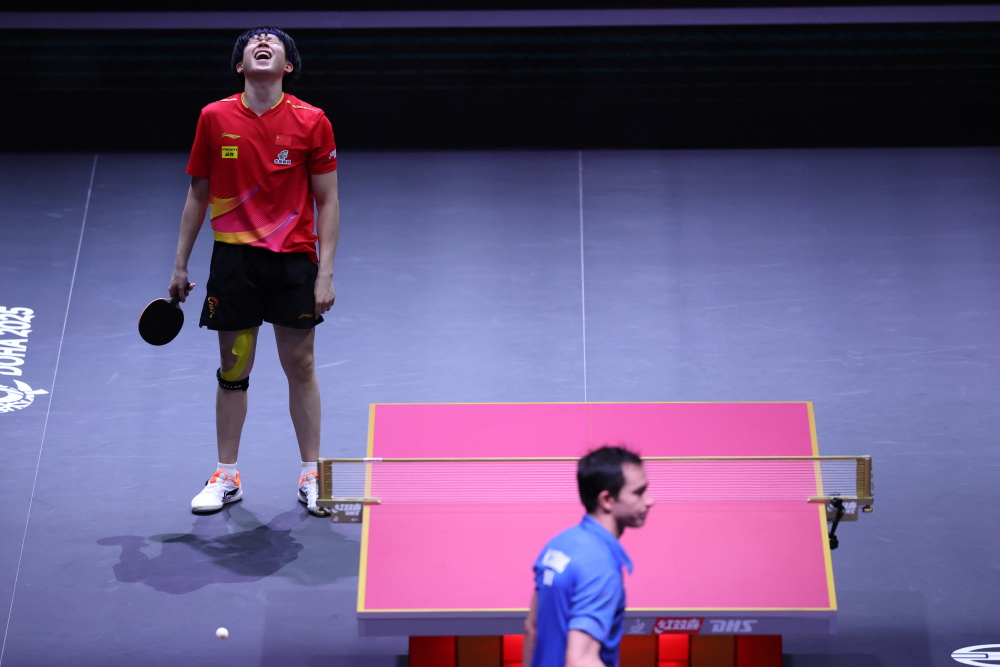 使他在抢断 使他在抢断