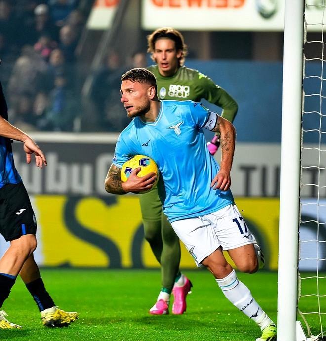 并代表足协 并代表足协